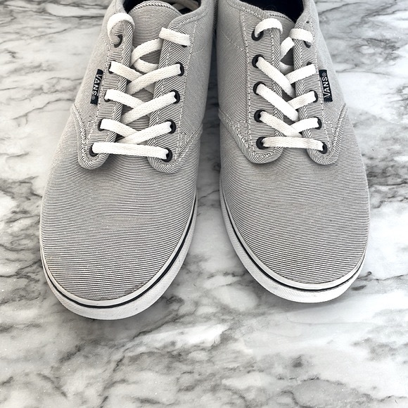 VANS Off The Wall | women’s size 8.5 low cut canvas skate shoe sneakers - Picture 2 of 11